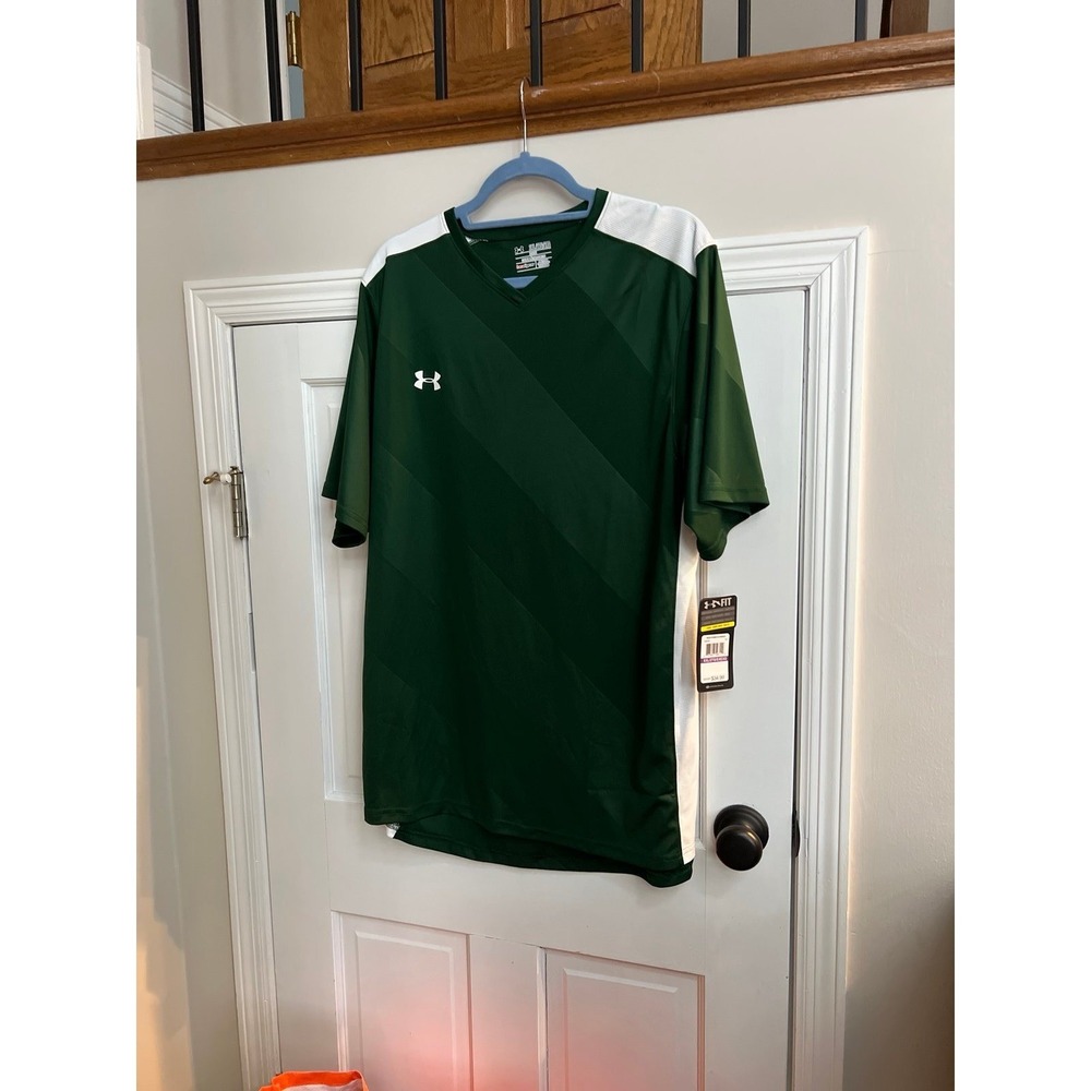 Under Armour green white mens 2xL nwt